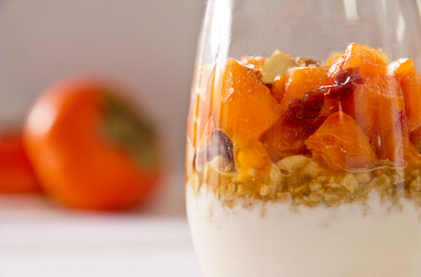 A simple persimmon parfait made with granola and yogurt. Nothing fancy, just good.