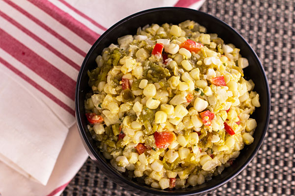 Maque choux - A southern classic of summer corn and peppers, spiced up with roasted New Mexico green chile #greenchile #hatchchile #corn @mjskitchen