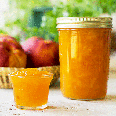 Peach Jam - When all you need is a pint. Small batch, no pection peach jam. #jam #peach #easy @mjskitchen