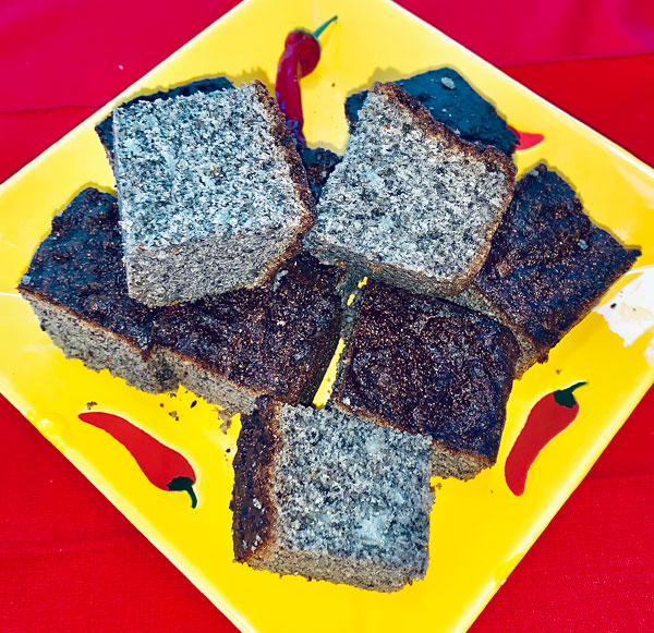 Blue Cornbread with green chile made with Ute Mountain Ute Bow and Arrow Cornmeal in Four Corners of the Southwest US. #cornbread #bluecornmeal #greenchile @mjskitchen