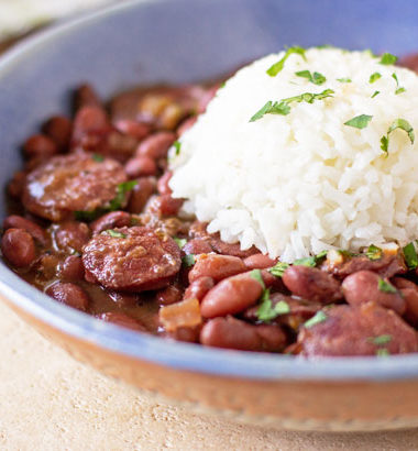 A traditional Louisiana style red beans & rice - spicy, hearty, meaty and flavorful. #redbeans #rice #southern #Mardigras #andouille @mjskitchen